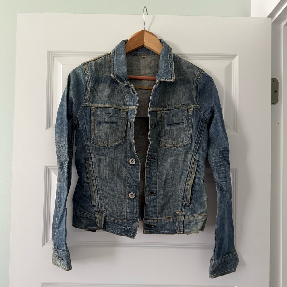 Yanuk EUC Vintage Distressed Denim Jacket size M Juniors